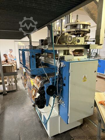 Machine de remplissage et d’emballage BTH 40 BTH 40
