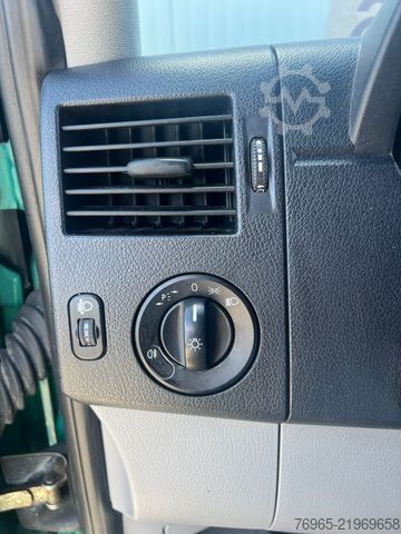 Βαν με ψηλή οροφή VOLKSWAGEN Crafter 2,5 TDI 35 L2H2 Hochdach WEBASTO AHK EU4
