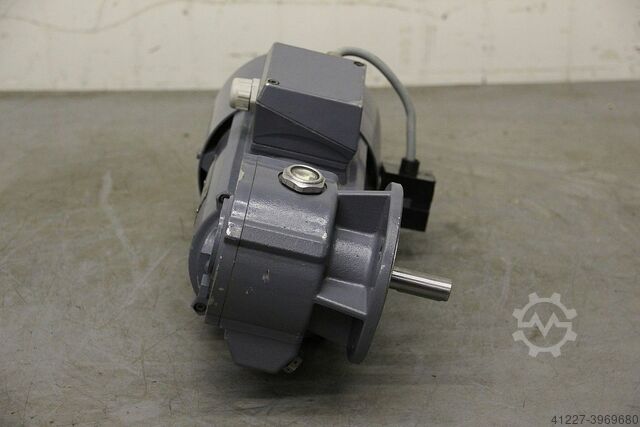 Getriebemotor 0,33 kW 165 U/min Zürrer VFVB9-65/4-2/1FL