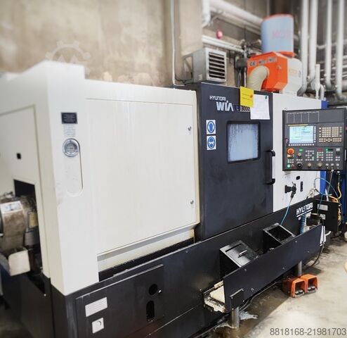 Centro de torneamento e fresagem CNC Hyundai WIA L3000SY