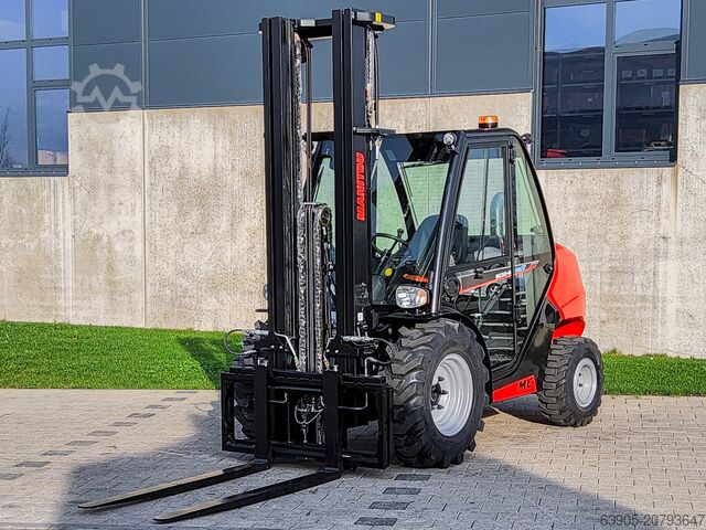 Terreinheftruck Manitou MC 30-4