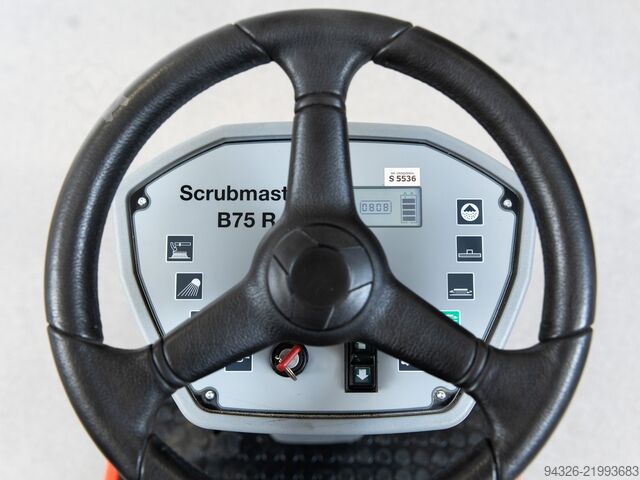 Hako Scrubmaster B75 R ÚJ AKKUMULÁTOROK Hako Scrubmaster B75 R TB650 - 2015y - 808h