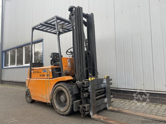 Elektromos négykerekű targonca Still R60-30