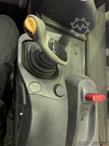 Retrakční vozíky Crown ESR 5000S