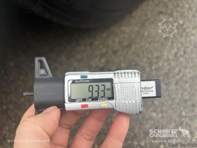Koeloplegger Schmitz Cargobull Semitrailer Reefer Standard divu klāju