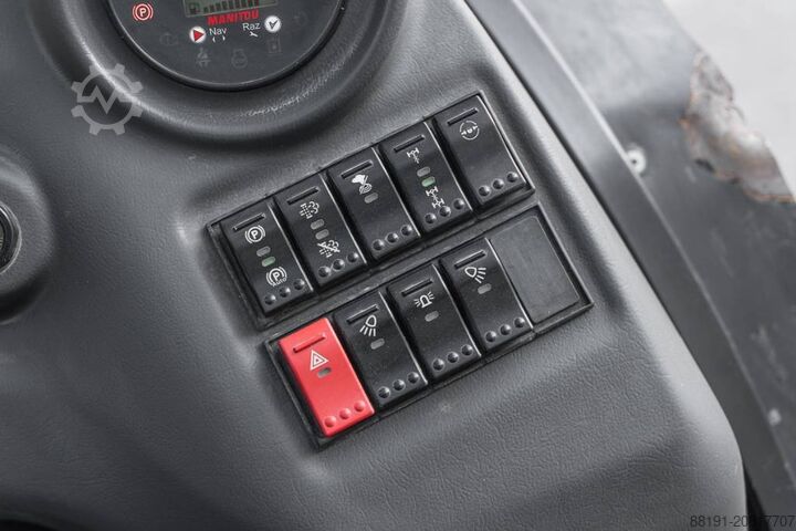 Targonca Manitou MC 25-4