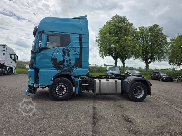 Standardni tegljač MAN 18.470 TGX XXL Unfall, Retarder, 2 Kreis Hydr.