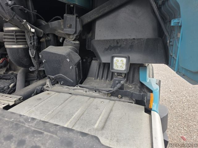 Standardni tegljač MAN 18.470 TGX XXL Unfall, Retarder, 2 Kreis Hydr.