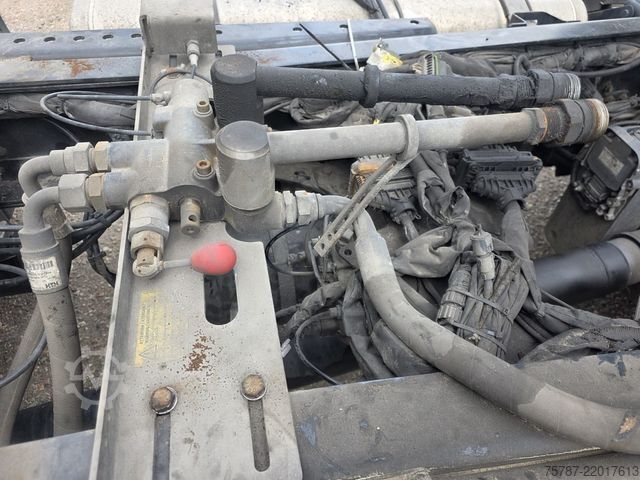 Standardni tegljač MAN 18.470 TGX XXL Unfall, Retarder, 2 Kreis Hydr.