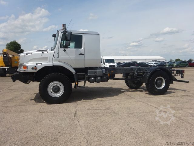 Podvozek nákladního auta MERCEDES-BENZ Zetros 1833 4x4 AHK Standhzg Automatik