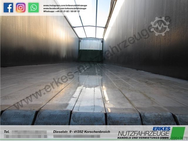 Naczepa z ruchomą podłogą STAS 13.50 "WF 87 Farmstar"