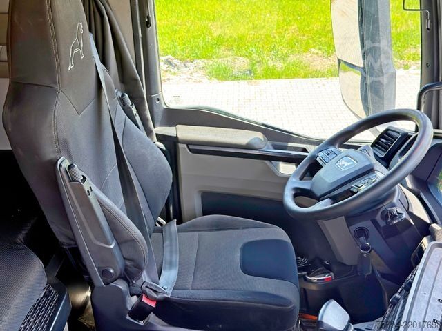 Odtahové vozidlo MAN TGX 35.580 * ABSCHLEPPWAGEN 9,00m * 8x4 * TOP