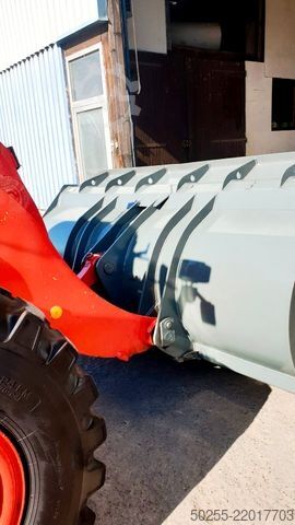 Ładowarka kołowa KOMATSU WA 270 Top wie Liebherr 524/538