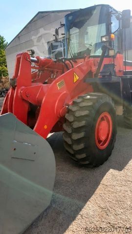 Ładowarka kołowa KOMATSU WA 270 Top wie Liebherr 524/538
