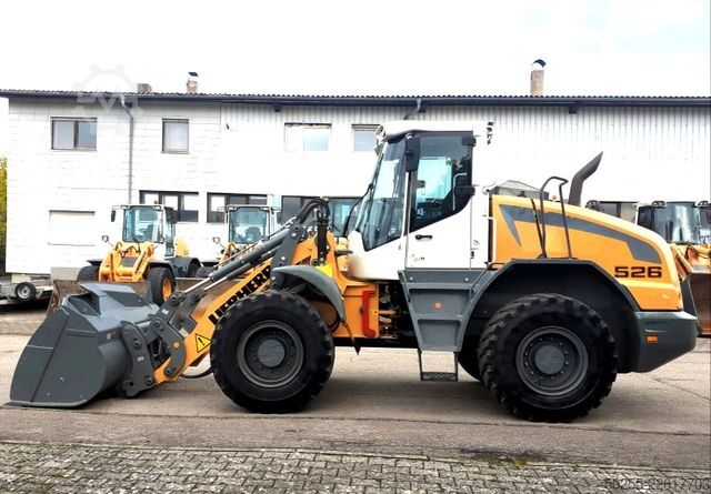 Tekerlekli yükleyici KOMATSU WA 270 Top wie Liebherr 524/538