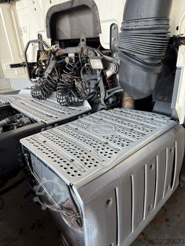 Standart çekici ünitesi MERCEDES-BENZ Actros 1843 Euro 6 Kipphydraulik, Retarder