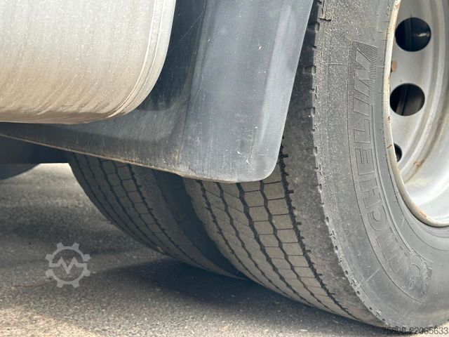 Standardní tahač DAF XF 460 FT SSC 2 Tanks Retarder Standklima ACC LD