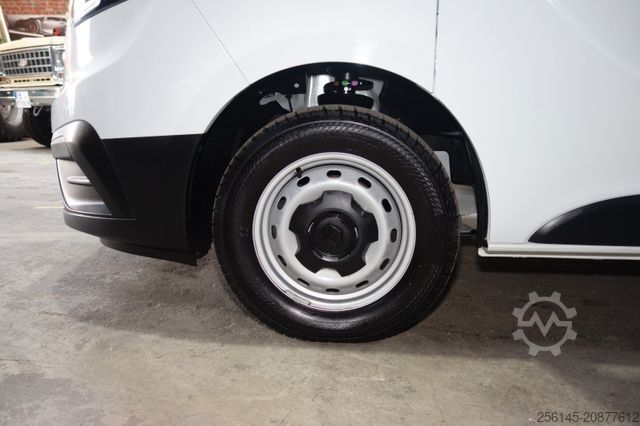 Minibus RENAULT Trafic Kasten L1H1 Tüv Neu 1Hand Klima Tempomat