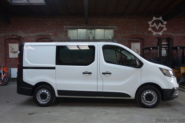 Bestelwagen RENAULT Trafic Kasten L1H1 Tüv Neu 1Hand Klima Tempomat