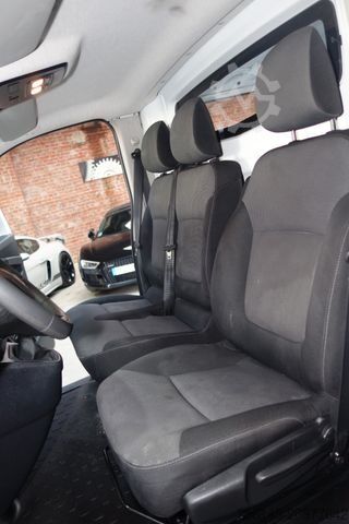 Bestelwagen RENAULT Trafic Kasten L1H1 Tüv Neu 1Hand Klima Tempomat