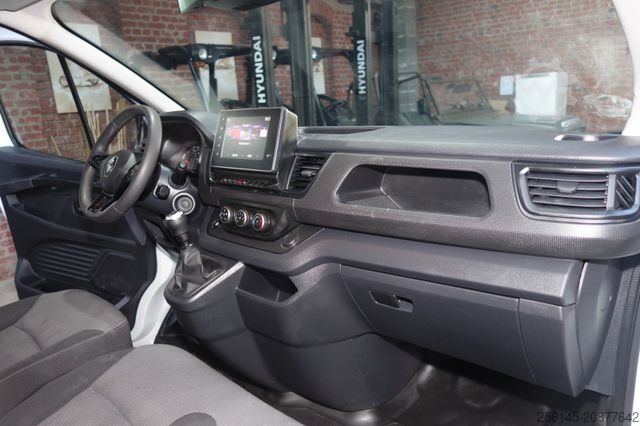 Bestelwagen RENAULT Trafic Kasten L1H1 Tüv Neu 1Hand Klima Tempomat