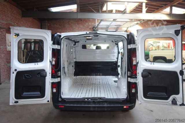 Bestelwagen RENAULT Trafic Kasten L1H1 Tüv Neu 1Hand Klima Tempomat