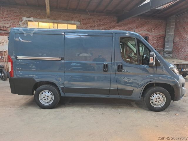 Minibus PEUGEOT Boxer Kasten L1 H1 Klima Kamera Tempo Tüv E6