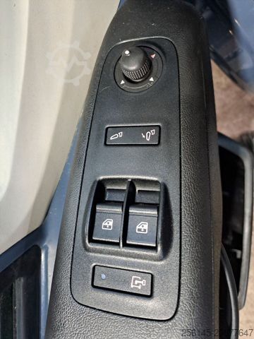 Minibus PEUGEOT Boxer Kasten L1 H1 Klima Kamera Tempo Tüv E6