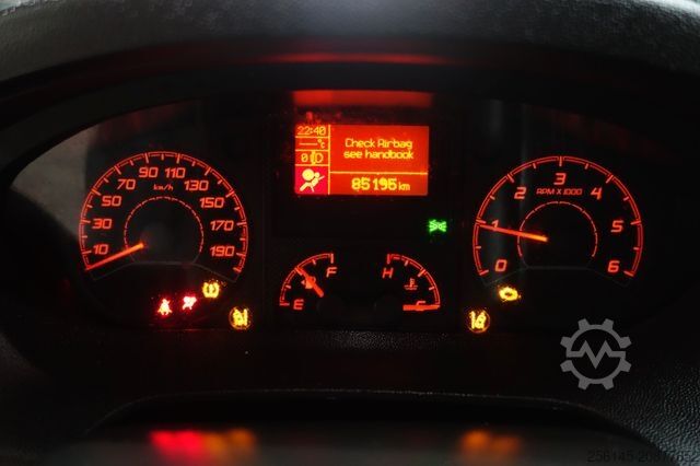 Minibus PEUGEOT Boxer Kasten L1 H1 Klima Kamera Tempo Tüv E6