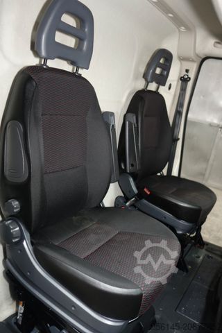 Minibus PEUGEOT Boxer Kasten L1 H1 Klima Kamera Tempo Tüv E6