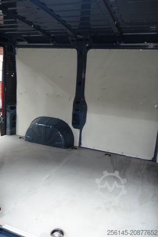 Minibus PEUGEOT Boxer Kasten L1 H1 Klima Kamera Tempo Tüv E6