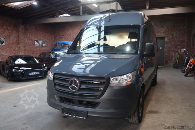 Miniautocarro MERCEDES-BENZ eSprinter Kasten 314 L2 terie Klima