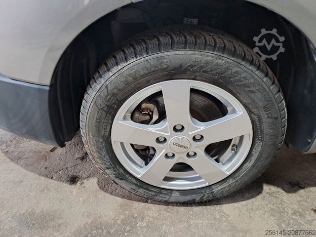 Minibusz NISSAN e-NV200 TüvNeu Sitzh. Kamera AHK Klima 40kWh