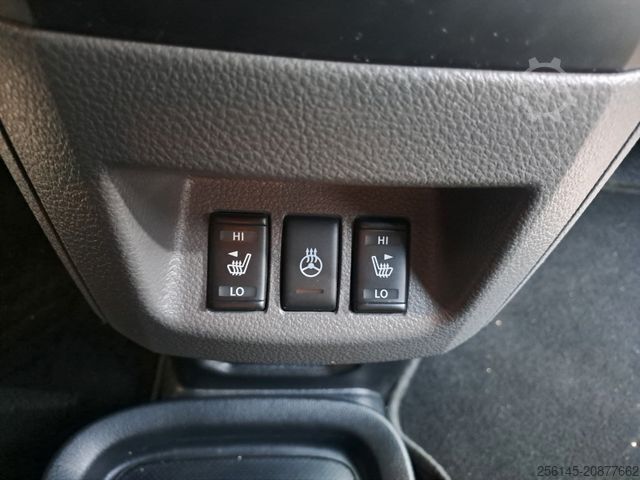Minibusz NISSAN e-NV200 TüvNeu Sitzh. Kamera AHK Klima 40kWh