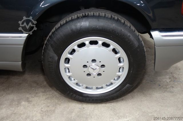 Fourgon MERCEDES-BENZ SEL 500 W126 Schiebdach Leder Langversion TüvNeu