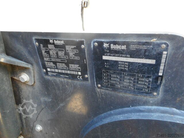 Teleskopický nakladač Bobcat TL 38.70HF AGRI
