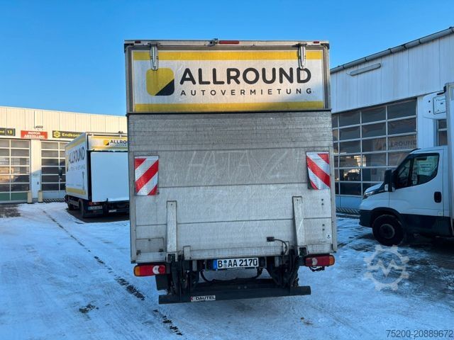 Box van RENAULT Master