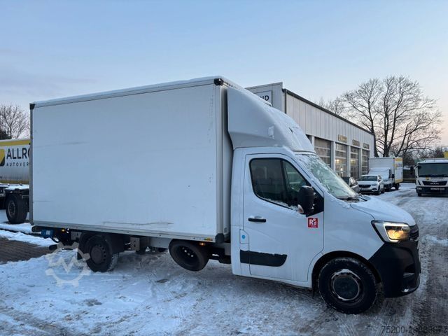 Box van RENAULT Master