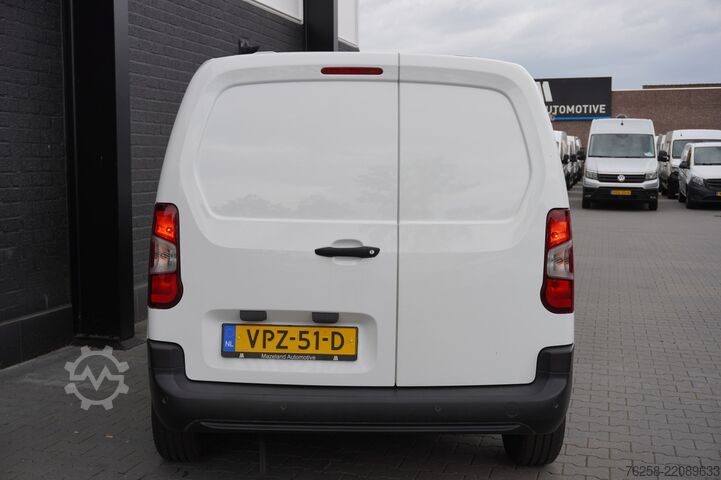 Station wagon con tetto alto Peugeot Partner 1.2 110PK BENZINE ! - Airco - Cruise - ...