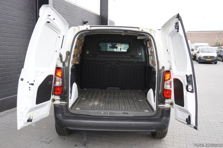 Station wagon con tetto alto Peugeot Partner 1.2 110PK BENZINE ! - Airco - Cruise - ...