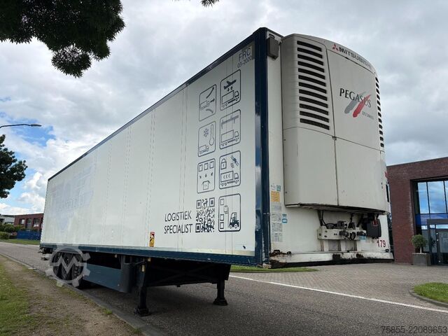 Chladírenská/mrazírenská přeprava Schmitz Cargobull N/A Engine Problem / SAF / Discbrakes / 2x Lift...