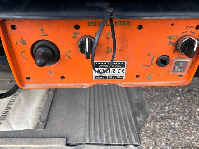 Chladírenská/mrazírenská přeprava Schmitz Cargobull N/A Engine Problem / SAF / Discbrakes / 2x Lift...
