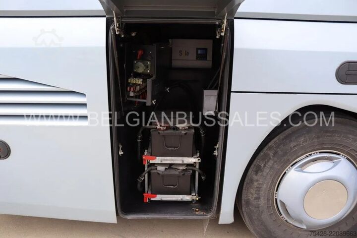 Autobus za međugradski prevoz Neoplan Starliner / Full option / Euro5 EEV