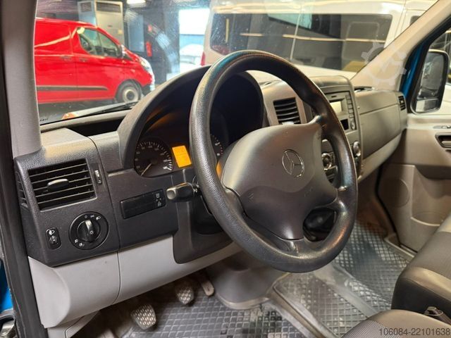 Minibusz MERCEDES-BENZ Sprinter 213 Lang 9 Sitze Klima Sthz 1.Hand