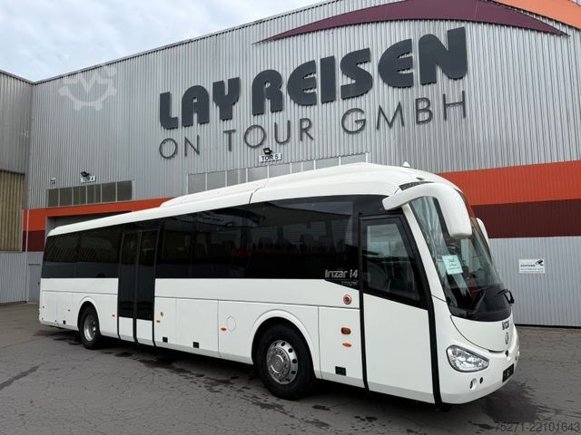 Távolsági autóbusz IRIZAR i4 integral
