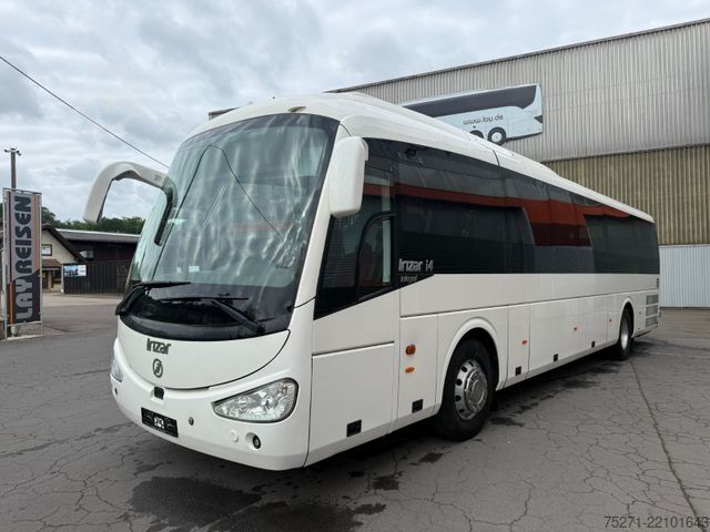 Távolsági autóbusz IRIZAR i4 integral