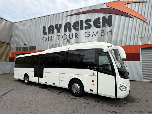 Távolsági autóbusz IRIZAR i4 integral