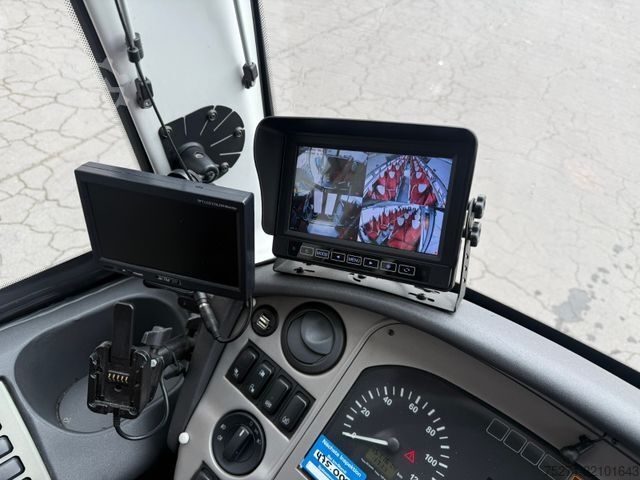 Távolsági autóbusz IRIZAR i4 integral