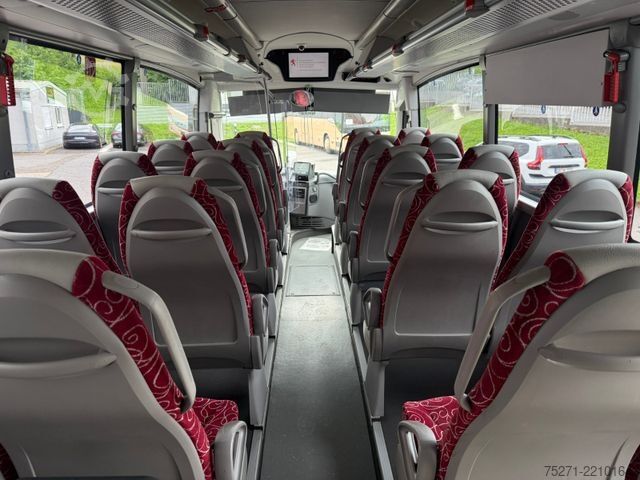 Távolsági autóbusz IRIZAR i4 integral