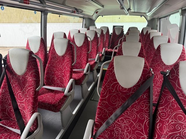 Távolsági autóbusz IRIZAR i4 integral